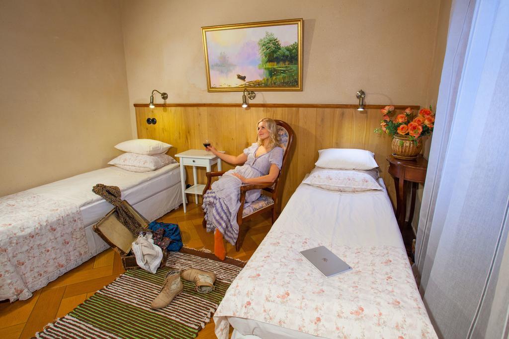 Aasa Kuelalistemaja Hotel Viljandi  Ngoại thất bức ảnh