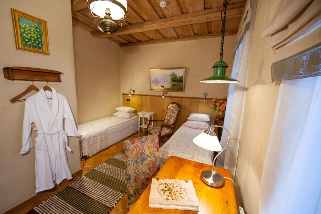 Aasa Kuelalistemaja Hotel Viljandi  Phòng bức ảnh