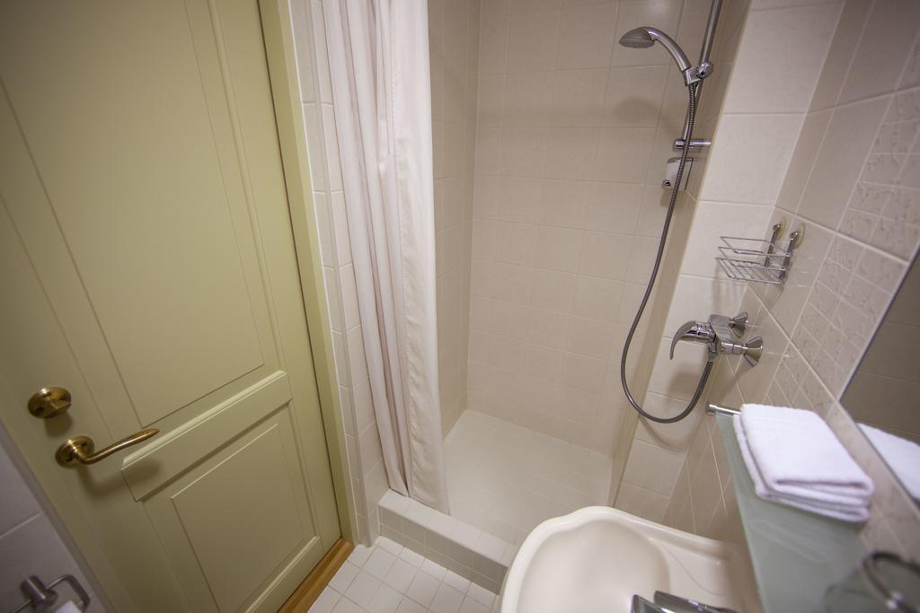 Aasa Kuelalistemaja Hotel Viljandi  Phòng bức ảnh